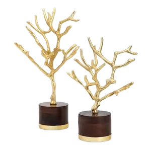 Ensemble de 2 sculptures en corail plaqué or avec base en bois, décoration de table artistique moderne pour salon - Product Image 2