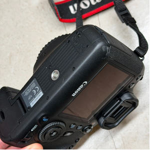 Appareil photo reflex numérique plein format <span class=keywords><strong>Canon</strong></span> EOS <span class=keywords><strong>6D</strong></span> d'occasion, design léger pour les voyages, la photographie de mariage et de portrait - Product Image 3