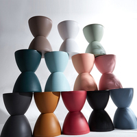 Tabouret coloré rond moderne en plastique, nouveau modèle, vente chaude, pour intérieur, maison, luxe, repose-pieds pour enfants, meuble de salon, chaise, pouf