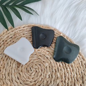 Outils de massage facial en jade personnalisés <span class=keywords><strong>He</strong></span> <span class=keywords><strong>Tian</strong></span>, en néphrite, pour le visage, en jade vert foncé, planche de massage en néphrite Gua Sha - Product Image 6