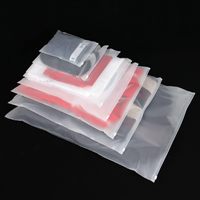 Sacs en plastique pour vêtements avec logo imprimé personnalisé, fermeture éclair, glissière, fermeture à glissière, t-shirt, sous-vêtements, emballage mat givré