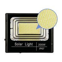 Lampu banjir Led taman tenaga surya luar ruangan IP67 anti air 60W 100w baterai Lithium Hitam 80 ABS lampu sorot matahari