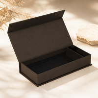 Boîte rigide magnétique anti-poussière de qualité supérieure du fabricant, emballage en papier recyclable, boîte cadeau pour perruques, artisanat, demoiselles d'honneur, gaufrage