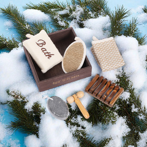 Cadeaux de Noël et d'anniversaire en gros, kit de spa <span class=keywords><strong>relaxant</strong></span> avec gobelet, chaussettes, gant de <span class=keywords><strong>bain</strong></span>, brosse à cheveux, ensemble cadeau pour la décoration de la maison - Product Image 2