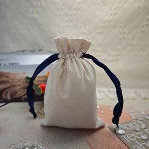 Bolsa de Almacenamiento para Aretes y Pulseras de Alta Calidad con Logotipo Personalizado, Bolsa de Joyería Pequeña de Algodón Suave con Cordón - Product Image 2