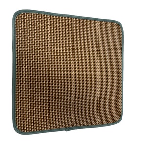 Haustier-Kühlmatte & Katzenbett Gewebtes Rechteckiges Design Atmungsaktive Abnehmbare & Waschbare Rattan-Matte für Katzenkäfig Ganzjährig Nutzbar - Product Image 6