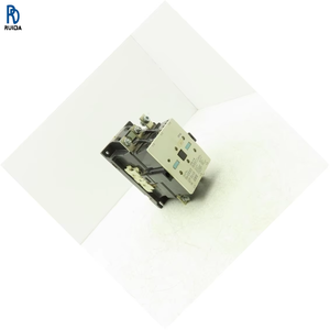 Controlador PLC, Sensor, Arrancador de Motor, Contacto IEC, 3 Fases, 1000 V, 150 HP, Bobina de 200 A, 240 V, Nuevo y Original, 3TF52 - Product Image 1