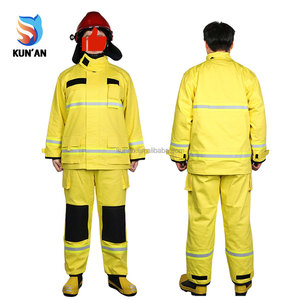 Combinaison <span class=keywords><strong>de</strong></span> sauvetage ignifuge structurelle DRD française en aramide pour pompiers avec bandes réfléchissantes et systèmes <span class=keywords><strong>de</strong></span> refroidissement - Product Image 1