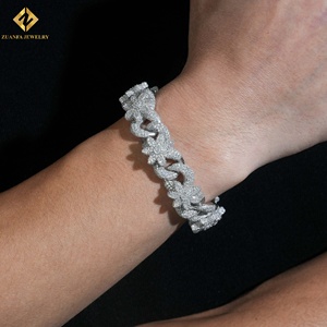 สร้อยข้อมือเงินแท้ 925 ชุบทองคำขาว ประดับเพชรโมอิสซาไนต์แบบไมโครเพฟ ดีไซน์ดอกไม้ สำหรับเป็นของขวัญ ขายส่งตามสั่ง - Product Image 5