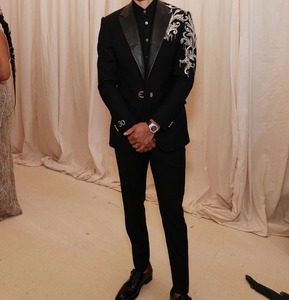 Black Gold Men's Suit - Luxury Velvet Blazer Outfit