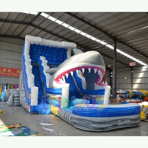 Castillo Inflable Comercial con Tobogán de Agua con Diseño de Tiburón, Castillo Inflable con Tobogán para Fiestas Infantiles de Alquiler - Product Image 5