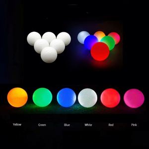 Pelota de Golf Deportiva de Competición de Goma Impermeable Premium con Color Personalizado LED - Product Image 2