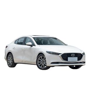 Auto Compacto 2025 <span class=keywords><strong>Mazda</strong></span> <span class=keywords><strong>3</strong></span> Axela 1.5L, Cuatro Puertas, Cinco Asientos, Sedán, Transmisión Manual de 6 Velocidades, Gasolina, Autos Usados - Product Image 2