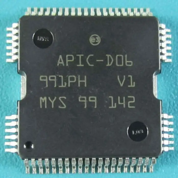 APICD06 otomotif Chip IC APIC-D06, HQFP-64 otomotif