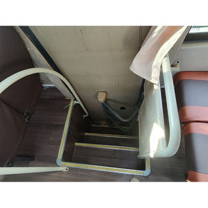 Yu tong Bus de luxe d'occasion à deux étages 53 55 sièges Bus d'occasion avec toilettes Facili à vendre - Product Image 6