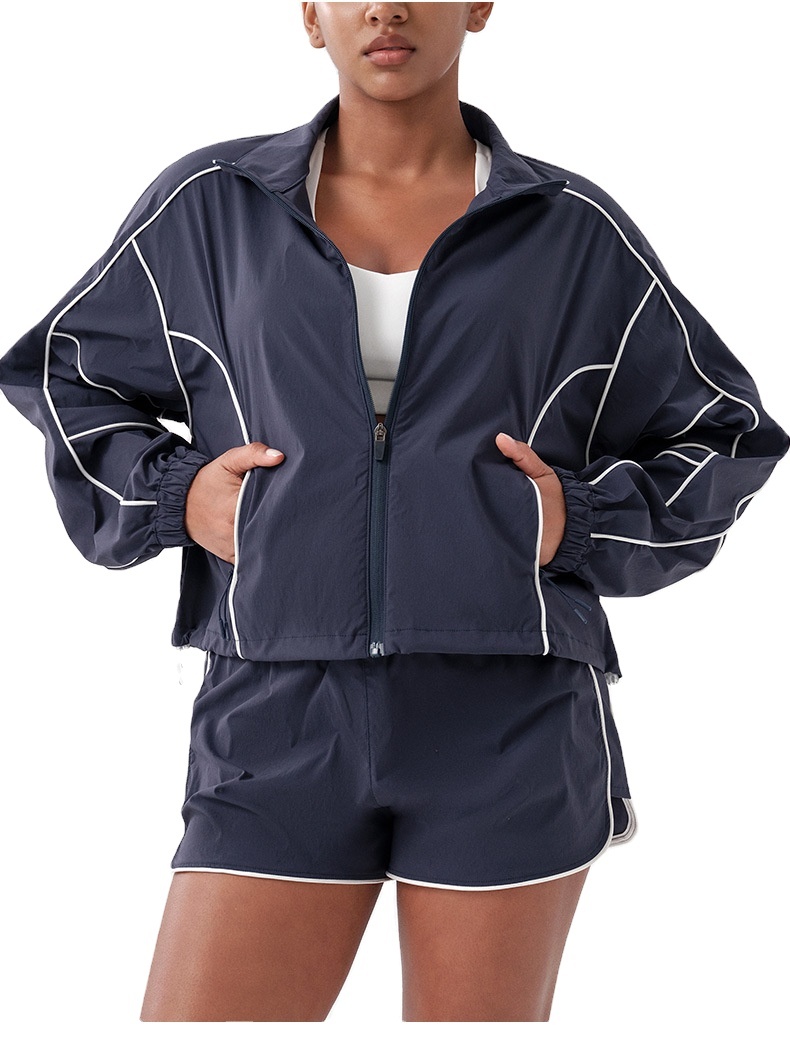 Long-Sleeve Activewear Jacket (LJ-LI-CJ01): side profile showing stretch, rise and leg-opening fit
