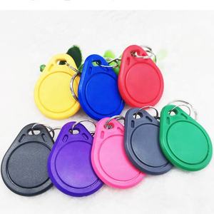 Быстрая доставка; Товар есть на складе 125 кГц T5577/13,56 mhz перезаписываемые сменных маркеров <span class=keywords><strong>Uid</strong></span> переменной чтения и записи ядерная радиобрелок для ключей - Product Image 3