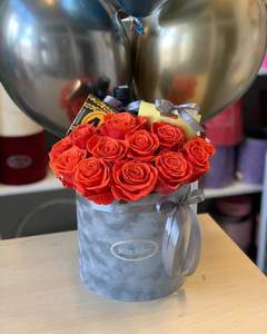 High Quality Promotional Rose Flower Cardboard Paper Box with <b>Window</b> Glossy & Matt Lamination Embossing-Customizable Printing - Product Image 2