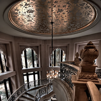 Rampe d'escalier en spirale en alliage d'aluminium au design moderne, écologique, pour une utilisation élégante en intérieur/extérieur, idéale pour villas, centres commerciaux, hôtels haut de gamme