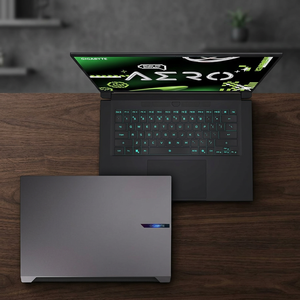 Laptop da Gaming Aero 15 15.6" 165Hz FHD AMD Ryzen 7 32GB SSD Grafica Integrata Windows 10 Tastiera Inglese - Product Image 3
