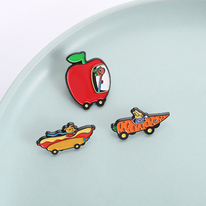 Alfileres esmaltados de películas animadas de dibujos animados Lowly Worm Apple Car Hot Dog Car Ciudad mágica Broches Insignia de solapa Regalos de joyería para amigos - Product Image 1