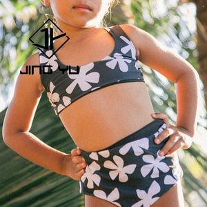 Maillots de bain professionnels OEM, vêtements de plage de haute qualité, maillots de bain imprimés hawaïens, maillots de bain réversibles personnalisés, maillots de bain recyclés - Product Image 5