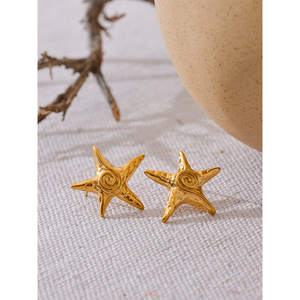 JINYOU 2885, pendientes de tuerca de estrella dorada de acero inoxidable a la <span class=keywords><strong>moda</strong></span>, a prueba de óxido, Metal Chapado en PVD de 18K, joyería Popular para mujer, Bisutería - Product Image 5