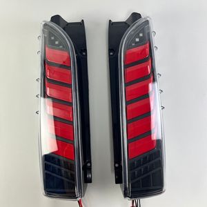 Nuevo Kit de Luces LED Traseras/de Freno/Direccionales de 12V 12W 5000 Lúmenes para Hiace Serie 200 2005-2018 con 1 Año de Garantía - Product Image 1