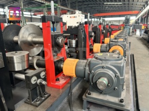 Máquina automática de correa C de acero de alta velocidad 80-200mm | Corte de sierra voladora - Product Image 5