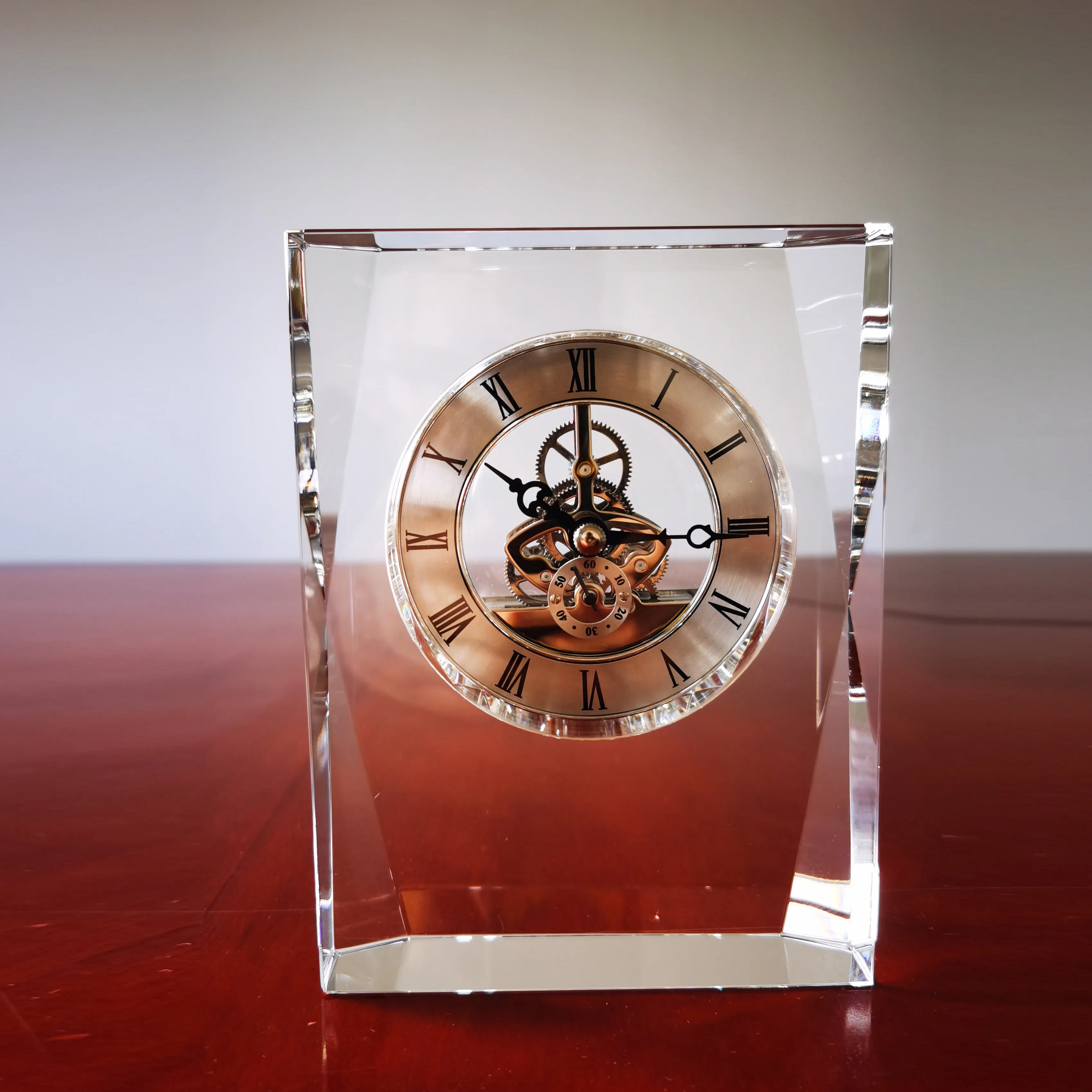 Trophée carré horloge cristal
