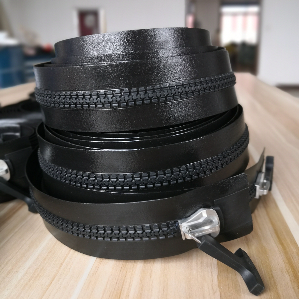 Airtight Slider Zipper, TPU Weldable Isolation For Diving Suit, TPU Coated Tape, Resin Teeth, Metal Slider.