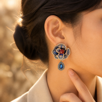 Boucles d'oreilles pendantes élégantes et uniques en argent, motif floral, bijoux occidentaux, vente en gros, avec pierres de cristal bleues, blanches et rouges, pour festival