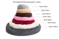 Coussin pour chien moderne super doux, rond, lavable, en peluche moelleuse, en forme de beignet, en fausse fourrure, canapé portable pour animaux de compagnie