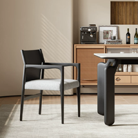 Chaises de salle à manger en bois, chaises de loisirs haut de gamme en bois de frêne pour la maison, et fauteuils haut de gamme conviennent aux restaurants et aux cafés.