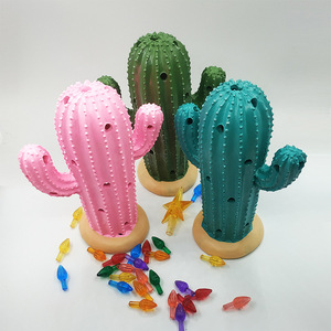 Cactus navideño de cerámica con luces LED multicolor para decoración navideña. - Product Image 3