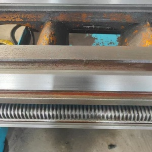 Tour à métaux robuste CW6180Bx2000mm pour l'usinage d'arbres en acier - Product Image 3
