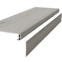 Profilé de marche d'escalier moderne en SPC/WPC, résistant à l'eau, écologique, avec nez de marche assorti pour la décoration de villas et d'appartements