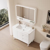 Set Kabinet Kamar Mandi Nordik Aluminium Sarang Lebah Tebal Model Berdiri dengan Wastafel Keramik Terintegrasi Dua Bagian dan Cermin Vanity