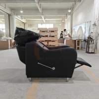 Fauteuil de lavage moderne pour barbier avec bac à shampoing en céramique pour SPA, salon de beauté, hôpital ou hôtel