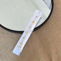 Trébol de Cuatro Hojas y Cinco Flores de 9MM, Acero Inoxidable Chapado en Oro de 18k, Diseño Exclusivo de Lujo Ligero, Madreperla con Microincrustaciones de Circonio
