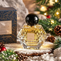 Flacon de parfum en verre carré au design unique de qualité supérieure avec bouchon pulvérisateur Capacité de 30 ml Flacon cosmétique de couleur personnalisée