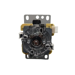 Ventes directes usine, prix bas : Manette de jeu d'arcade 5 broches <span class=keywords><strong>à</strong></span> bouton boule, stick 4/8 directions, zéro latence, avec emplacement pour jeton, en <span class=keywords><strong>métal</strong></span>, connectivité USB, Force Feedback - Product Image 4