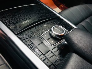<span class=keywords><strong>Mercedes</strong></span> Boutique. Benz <span class=keywords><strong>Clase</strong></span> E <span class=keywords><strong>2015</strong></span> Modelo Facelift E 260 L Deportes Moda SUV Turbo Coche de alta calidad disponible Venta al por mayor - Product Image 4