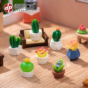 Miniatures de cactus succulents en résine, décorations en pot pour la maison et le bureau - Product Image 4
