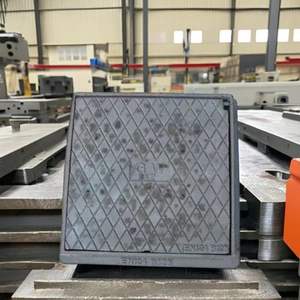 라운드 En124 연성 철 맨홀 커버 D400 도난 방지 70*70 Jiaxing 브랜드 Mc04 모델 잠금 장치가있는 맞춤형 색상 및 웰 홀더 - Product Image 5