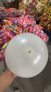 9 Zoll <span class=keywords><strong>White</strong></span> Bouncy Balls Aufblasbare Big Bouncing Balls PVC-Spiel bälle für Party zubehör <span class=keywords><strong>Beach</strong></span> Playground Fun - Product Image 6