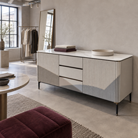 WYRAX Hotel Esszimmer Sideboard Buffetschrank mit Gerillten Türen, 3 Mittelschubladen und Erhöhten Metallbeinen