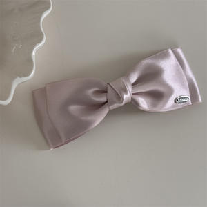 Pinza para el pelo con lazo de tela de satén de doble capa plateada estilo francés para niña, accesorio para el pelo con clip de resorte - Product Image 6