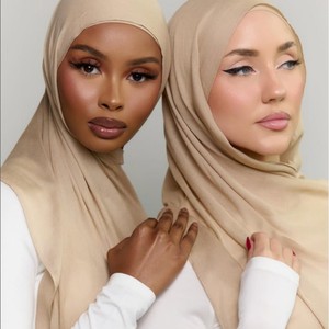 Bán buôn màu 70*180cm rắn cao cấp phương thức khăn mềm <span class=keywords><strong>Hijabs</strong></span> cho phụ nữ hồi giáo - Product Image 2