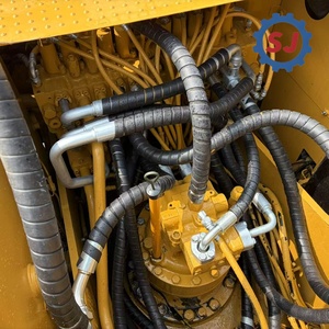 Excavatrice sur chenilles CAT 323D2L 2020, faible nombre d'heures (3800H), bon état de fonctionnement, excavatrice Caterpillar d'occasion avec moteur C7.1 à vendre - Product Image 6
